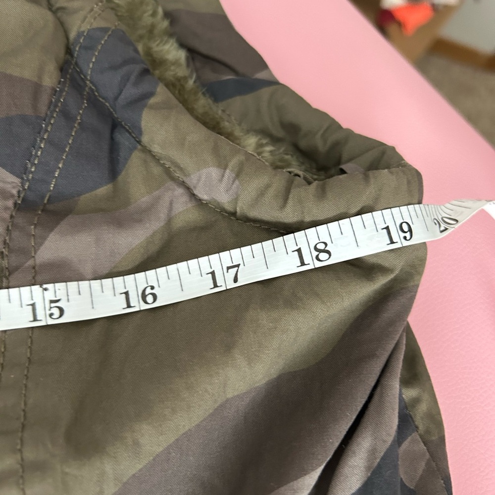 Camo vest - Picture 13 of 16